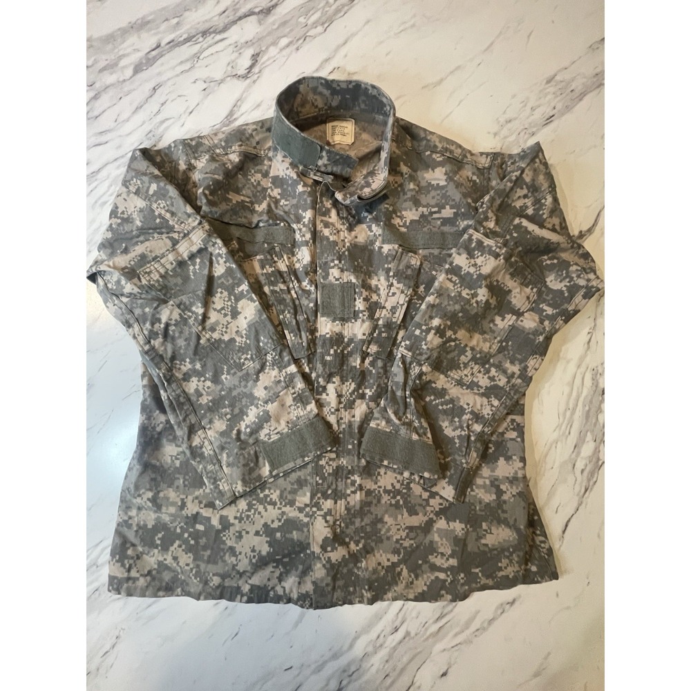 US Army ACU Digital Camouflage Combat Uniform Jacket Coat Medium Regular